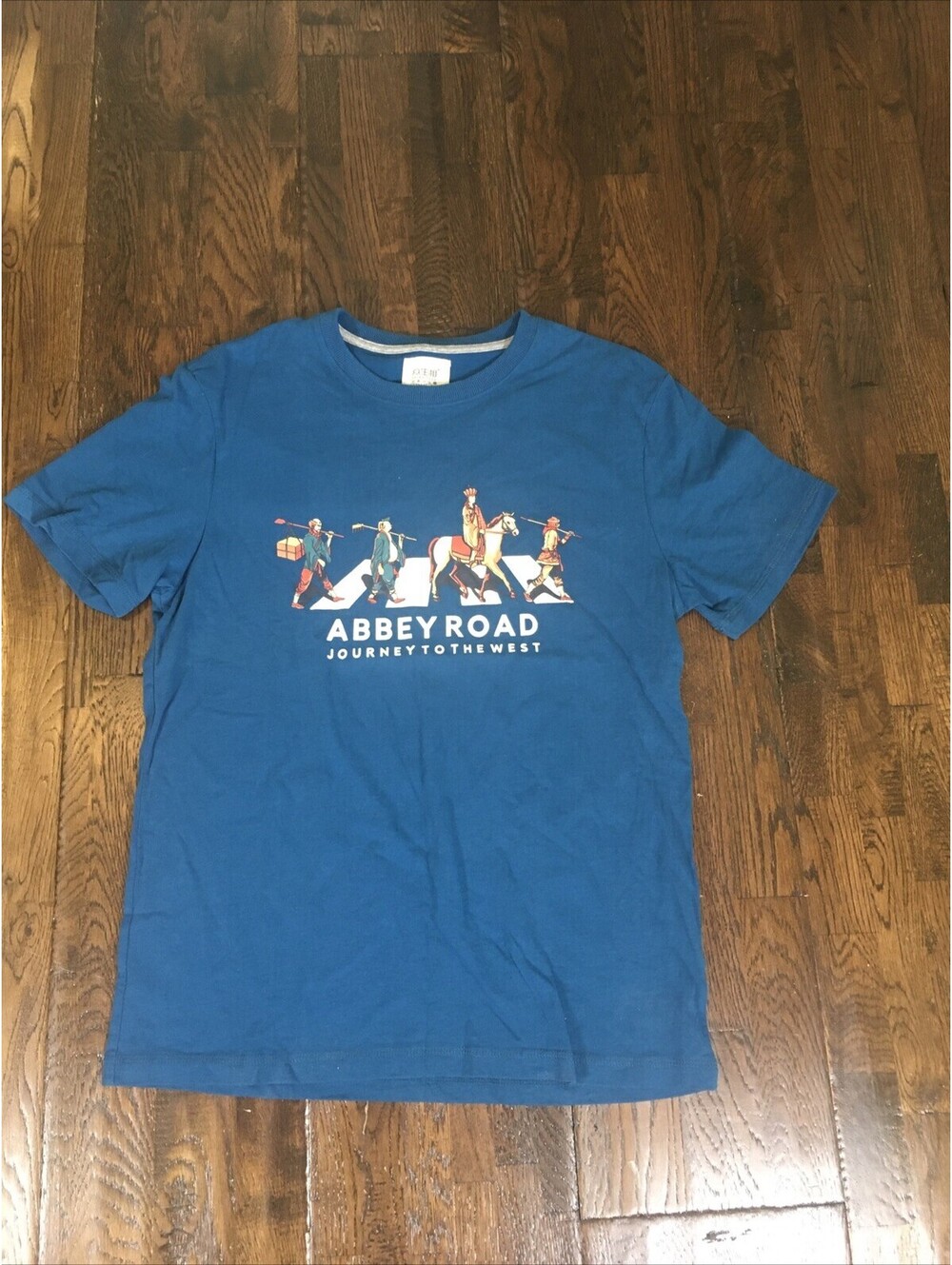 Three Lives Abbey Road T‑Shirt Blue Men’s L Rare Collectible Streetwear EUC